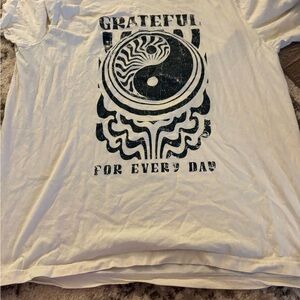 Grateful Graphic White T-Shirt